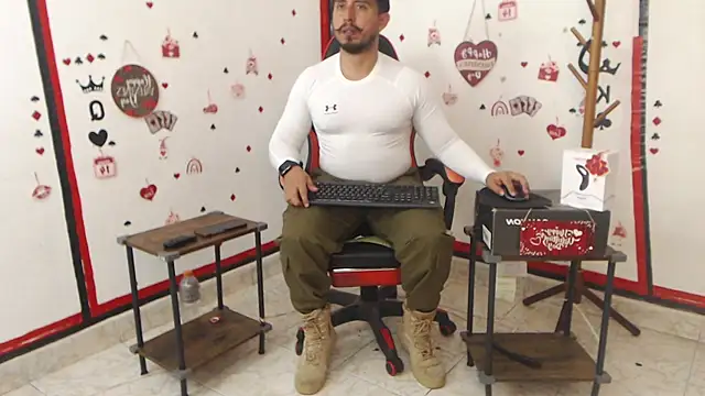 KalethBigDick online show from February 2025 11:41:02 AM