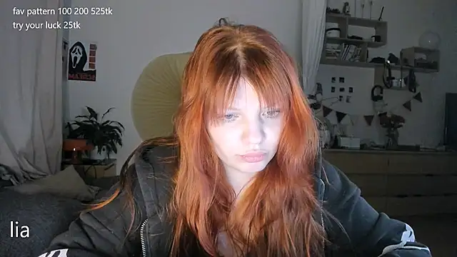 Snapshot of lil_lia chatting on April 2026 07:23:01 PM lil lia online show from April 2026 07:23:01 PM
