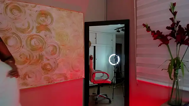 haiiley more online show from February 2025 02:17:02 AM