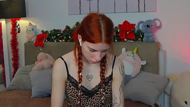 CassKiera online show from December 2025 06:09:01 AM