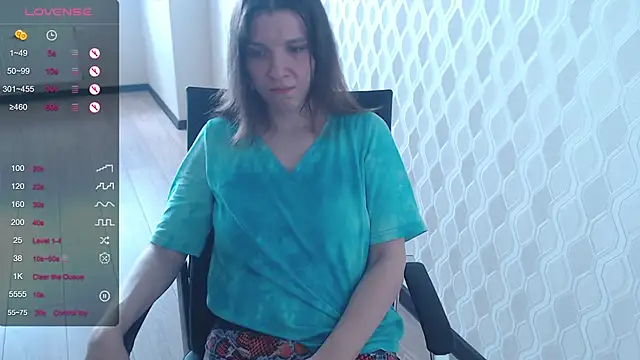 LisaHeart online show from June 2026 01:46:01 PM