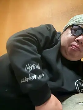 Snapshot of punk0805 chatting on February 2026 07:24:01 AM punk0805 online show from February 2026 07:24:01 AM