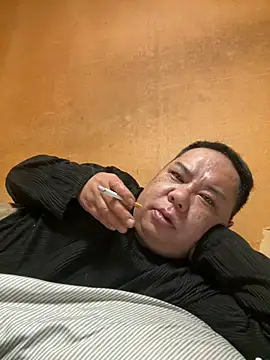 punk0805 online show from April 2026 11:55:02 AM