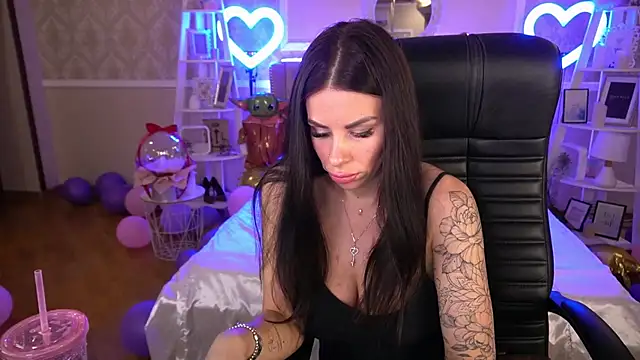 IsabellaFoxyy online show from February 2025 04:47:02 PM