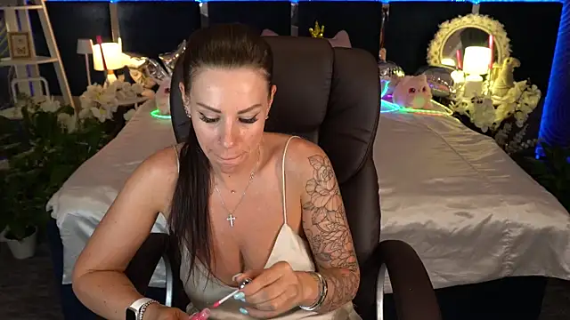 IsabellaFoxyy online show from June 2026 12:29:02 PM