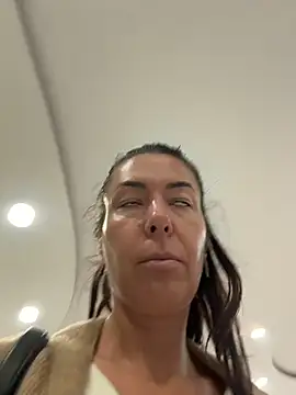 eveangelll online show from October 2025 06:11:01 AM