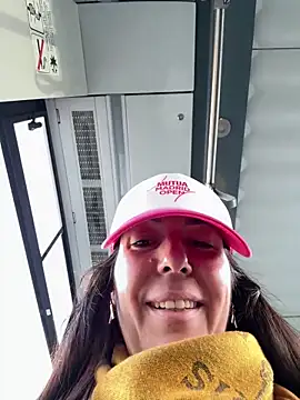 eveangelll online show from April 2026 04:57:01 AM