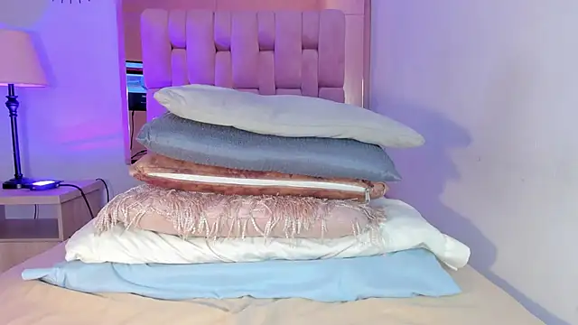 Voluptupus-girl online show from March 2025 12:41:01 PM