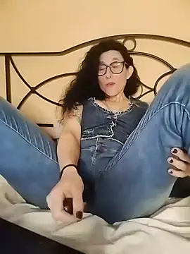 Snapshot of SofiaMori chatting on February 2026 01:20:01 PM SofiaMori online show from February 2026 01:20:01 PM