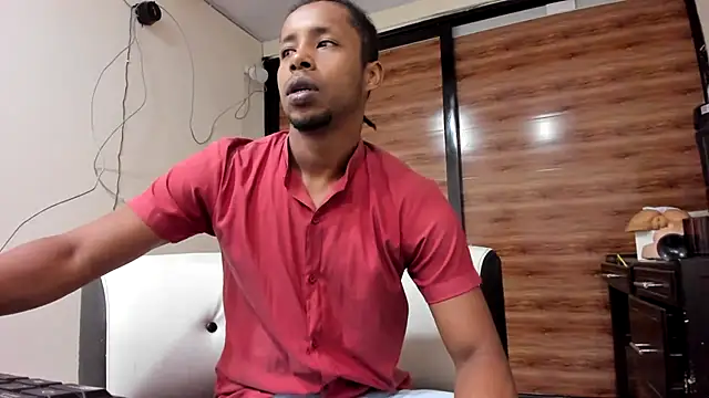 AlejoKhalifa  online show from February 2025 01:52:02 AM