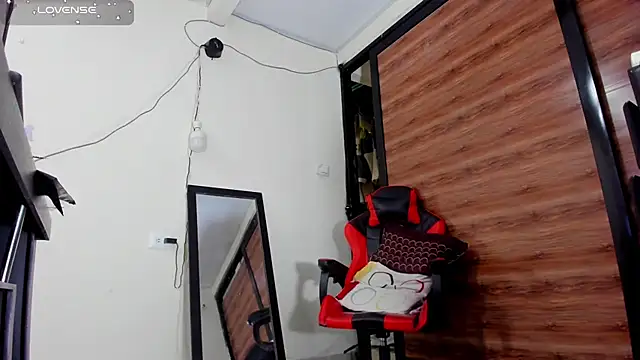 AlejoKhalifa  online show from October 2025 08:12:02 AM