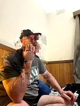 Scoobeysnacks online show from April 2026 04:10:02 PM