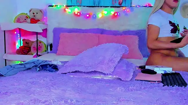 Candy Candy   online show from December 2024 08:38:01 PM