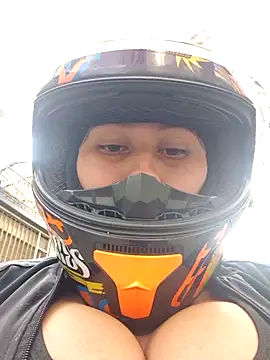 Celeem  online show from October 2025 09:15:01 PM