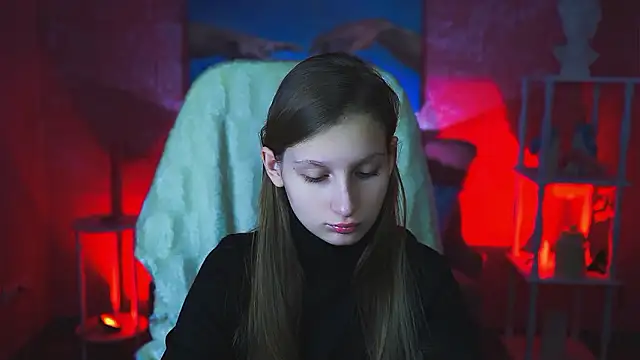 Snapshot of EllaHorton chatting on December 2024 06:37:01 AM EllaHorton online show from December 2024 06:37:01 AM