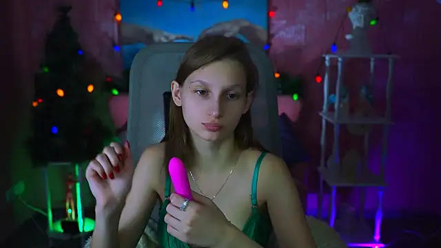 Snapshot of EllaHorton chatting on January 2025 08:34:02 AM EllaHorton online show from January 2025 08:34:02 AM