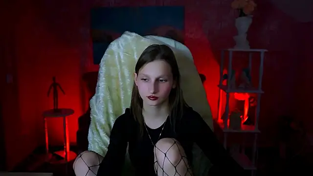 Snapshot of EllaHorton chatting on January 2025 06:50:01 PM EllaHorton online show from January 2025 06:50:01 PM