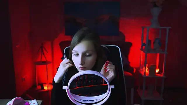 Snapshot of EllaHorton chatting on February 2025 06:39:02 AM EllaHorton online show from February 2025 06:39:02 AM