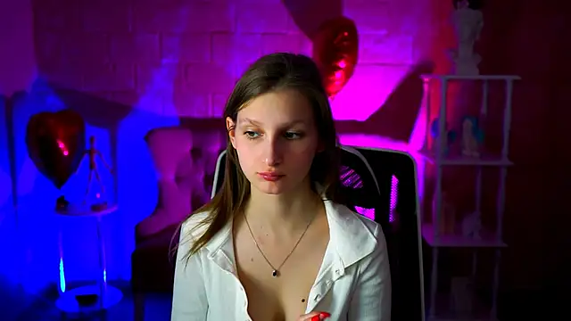 Snapshot of EllaHorton chatting on March 2025 12:16:01 PM EllaHorton online show from March 2025 12:16:01 PM