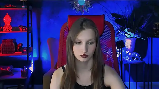 Snapshot of EllaHorton chatting on March 2025 02:33:02 PM EllaHorton online show from March 2025 02:33:02 PM