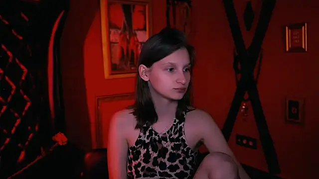 Snapshot of EllaHorton chatting on October 2025 12:36:02 PM EllaHorton online show from October 2025 12:36:02 PM