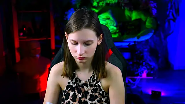 Snapshot of EllaHorton chatting on February 2026 12:54:01 PM EllaHorton online show from February 2026 12:54:01 PM