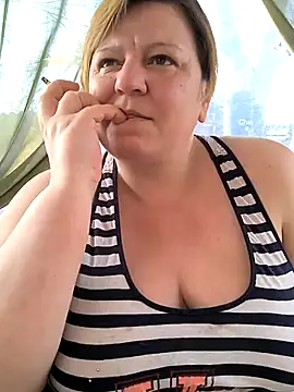 jusichka online show from March 2025 01:41:01 PM