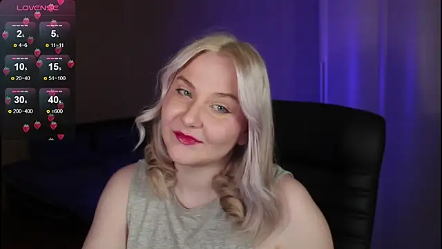 sensual girrrl online show from October 2025 07:36:02 PM