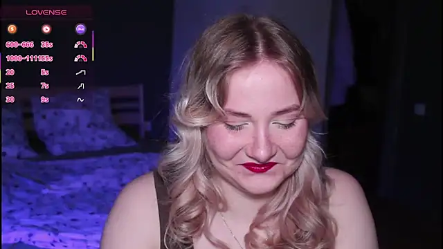 Snapshot of sensual_girrrl chatting on July 2026 11:23:02 PM sensual girrrl online show from July 2026 11:23:02 PM