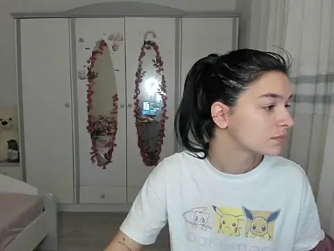 Maya-and guests online show from February 2026 05:33:02 AM