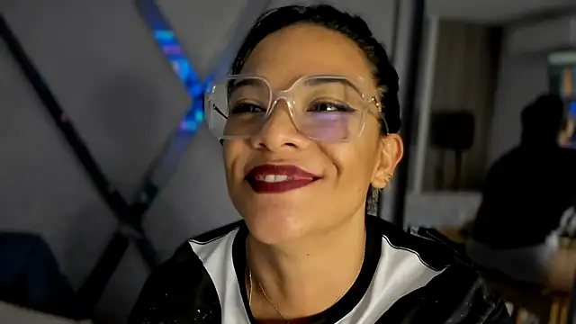 Snapshot of paula_daniela1 chatting on February 2025 02:15:01 AM paula daniela1 online show from February 2025 02:15:01 AM