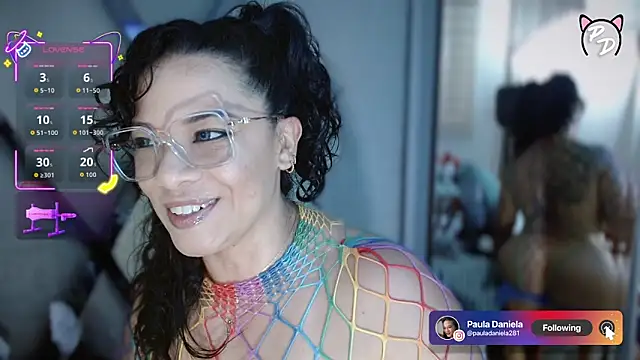 Snapshot of paula_daniela1 chatting on September 2025 01:44:02 PM paula daniela1 online show from September 2025 01:44:02 PM