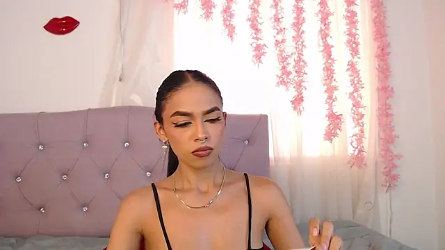 Alleanys Cristal online show from February 2025 08:38:02 PM