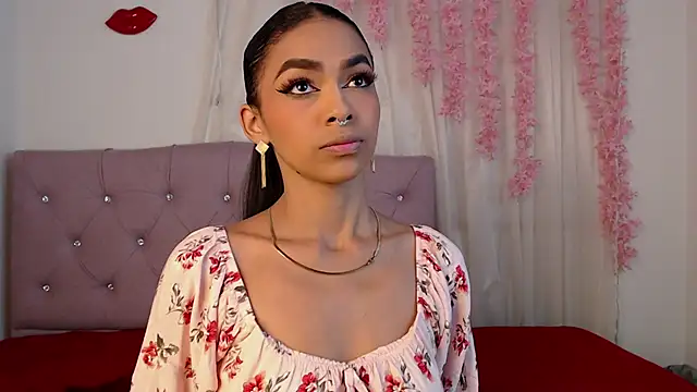 Alleanys Cristal online show from February 2025 11:13:01 AM