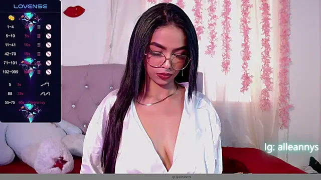 Alleanys Cristal online show from March 2025 05:27:01 PM