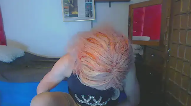 LorenJade online show from February 2025 08:59:01 AM