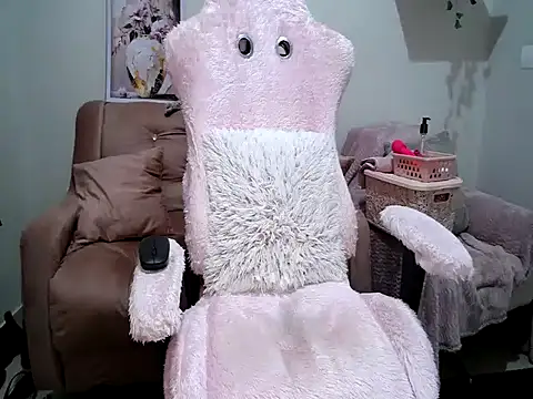 Irresistible24 online show from September 2025 11:23:02 AM