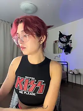 Snapshot of Evangeline_Lawrence_ chatting on November 2025 04:29:01 PM Evangeline Lawrence online show from November 2025 04:29:01 PM