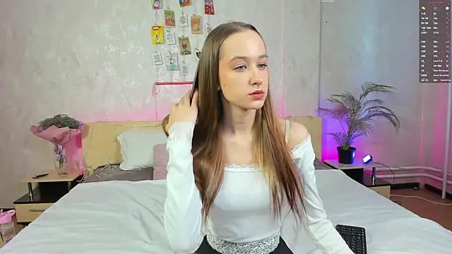 Snapshot of Sweett_Monica chatting on February 2025 07:59:01 AM Sweett Monica online show from February 2025 07:59:01 AM