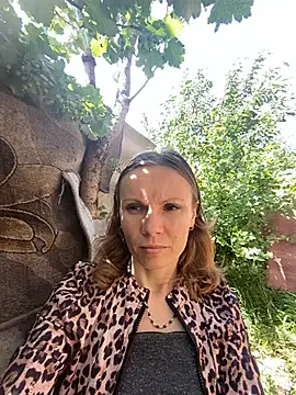 Snapshot of Anita-Smith chatting on June 2026 10:05:02 AM Anita-Smith online show from June 2026 10:05:02 AM