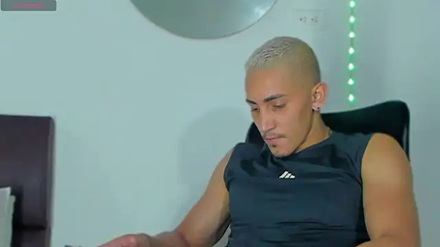 MikeRoss7777 online show from January 2025 01:05:02 AM