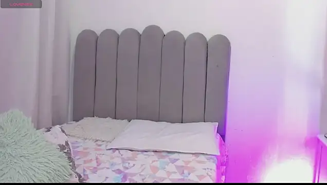 andrea osorio  online show from October 2025 11:43:01 AM