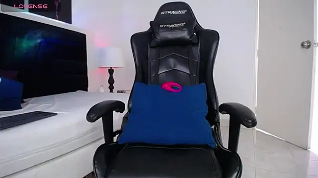 JuanCamiilo 66 online show from January 2025 06:49:02 PM