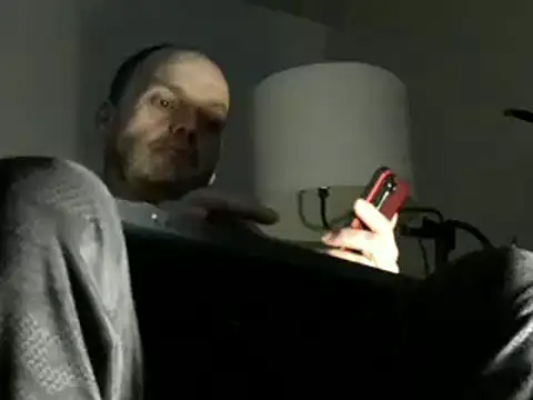 caressonnous online show from December 2024 10:40:01 PM