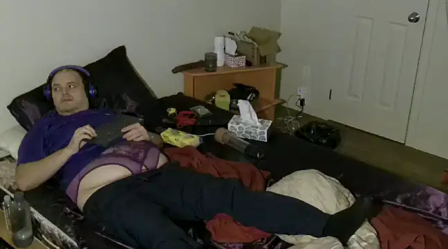 caressonnous online show from January 2025 12:52:02 PM