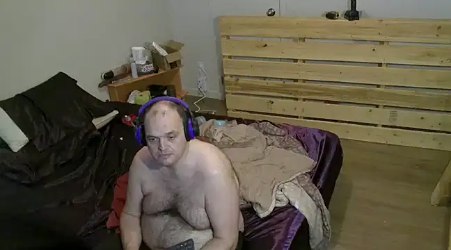 caressonnous online show from January 2025 10:37:01 PM