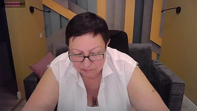 BarbaraTurners online show from February 2025 11:28:02 PM