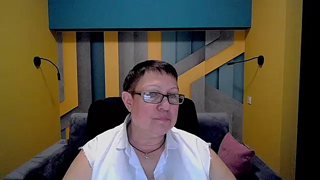 BarbaraTurners online show from March 2025 12:41:01 AM