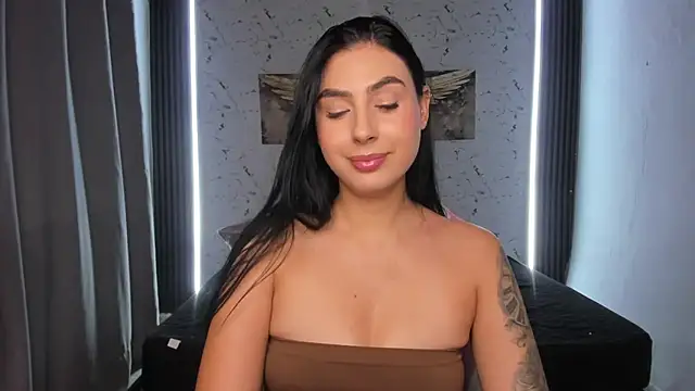 Snapshot of Valerie_Corthez chatting on May 2026 07:42:02 PM Valerie Corthez online show from May 2026 07:42:02 PM