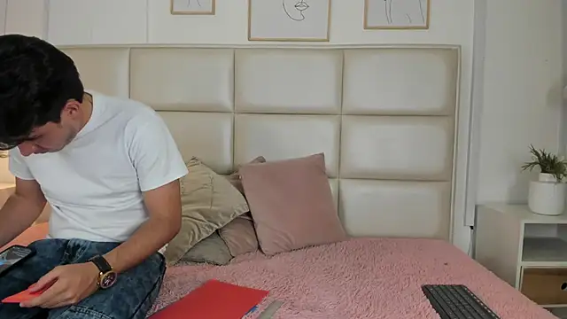 ZukyXYakihiro89 online show from January 2025 07:03:01 PM